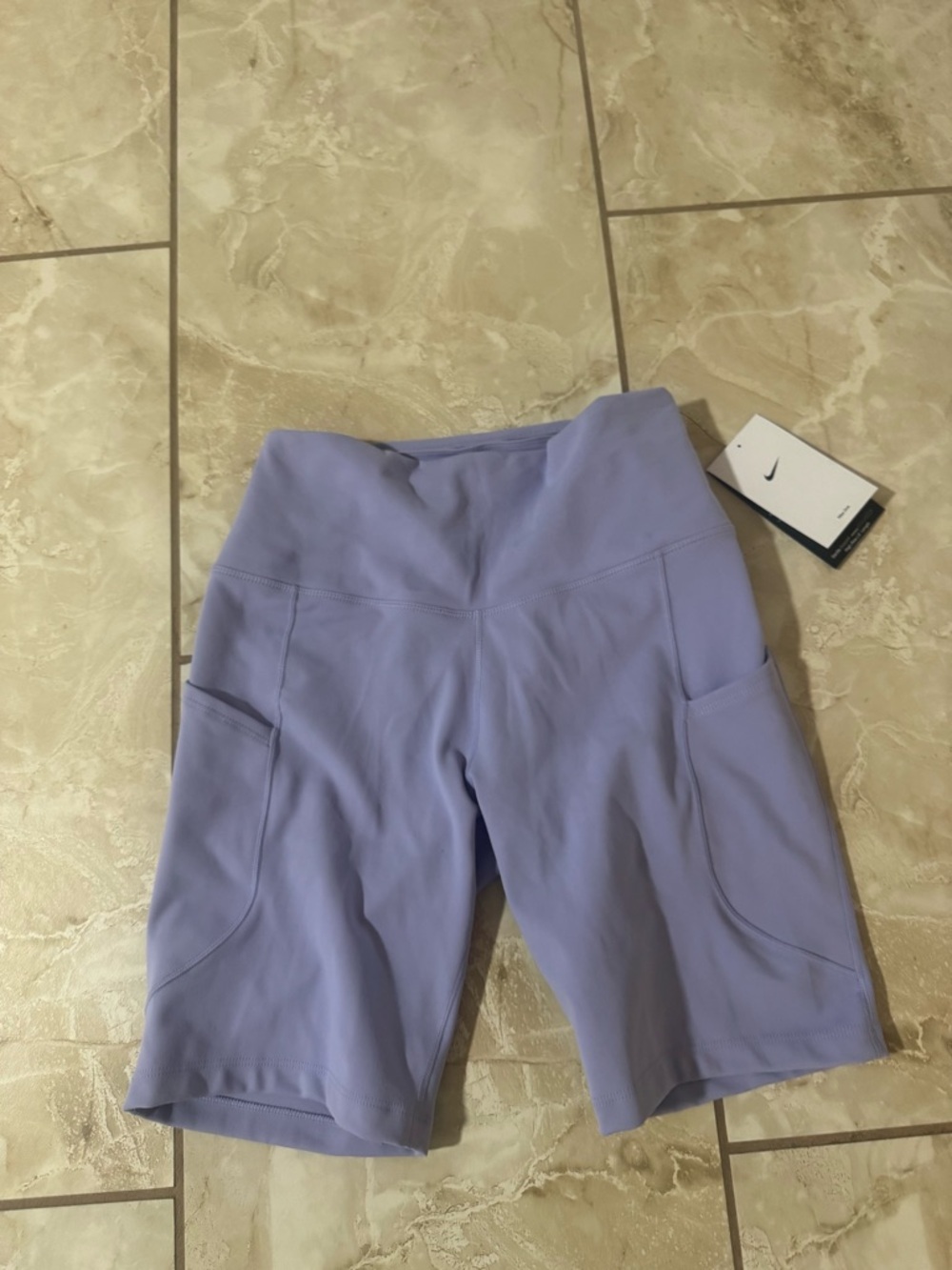 NWT Nike Women's Lavender High-Rise Bike Shorts with Pockets